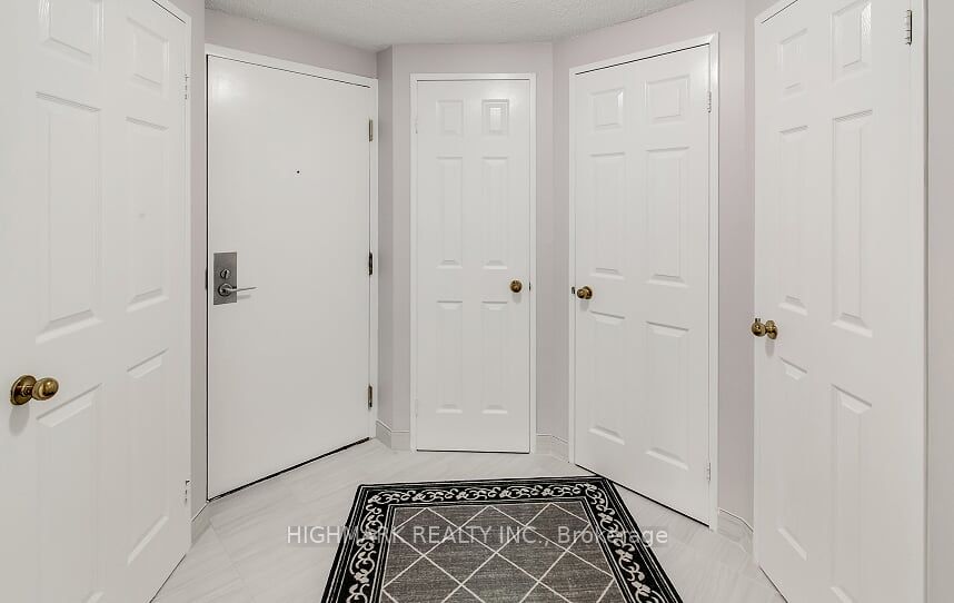 55 Centre Ave, #703
