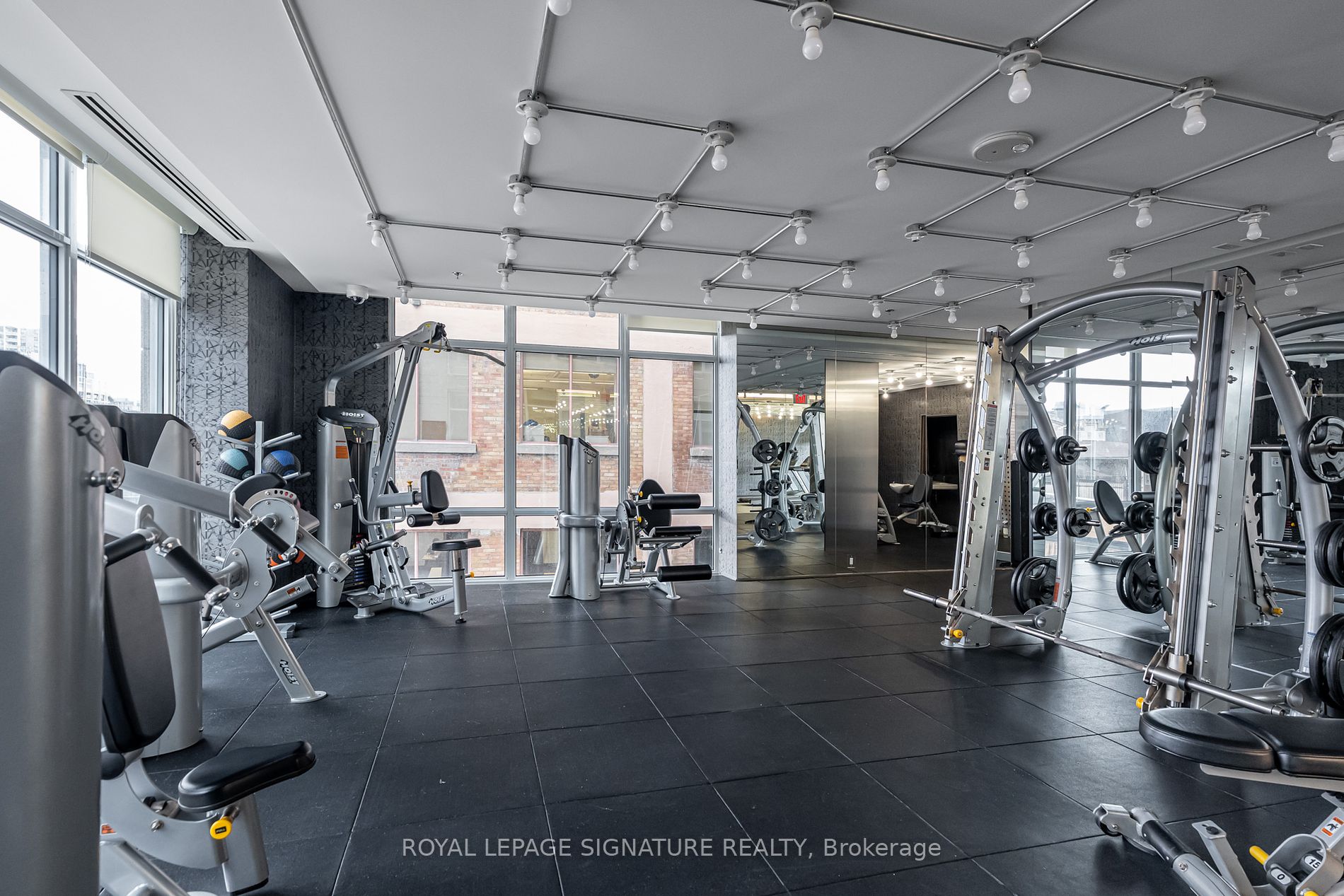 30 Nelson St, #324