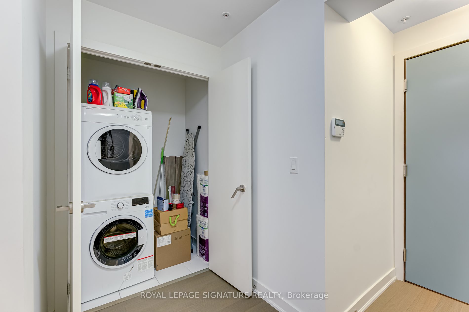 30 Nelson St, #324