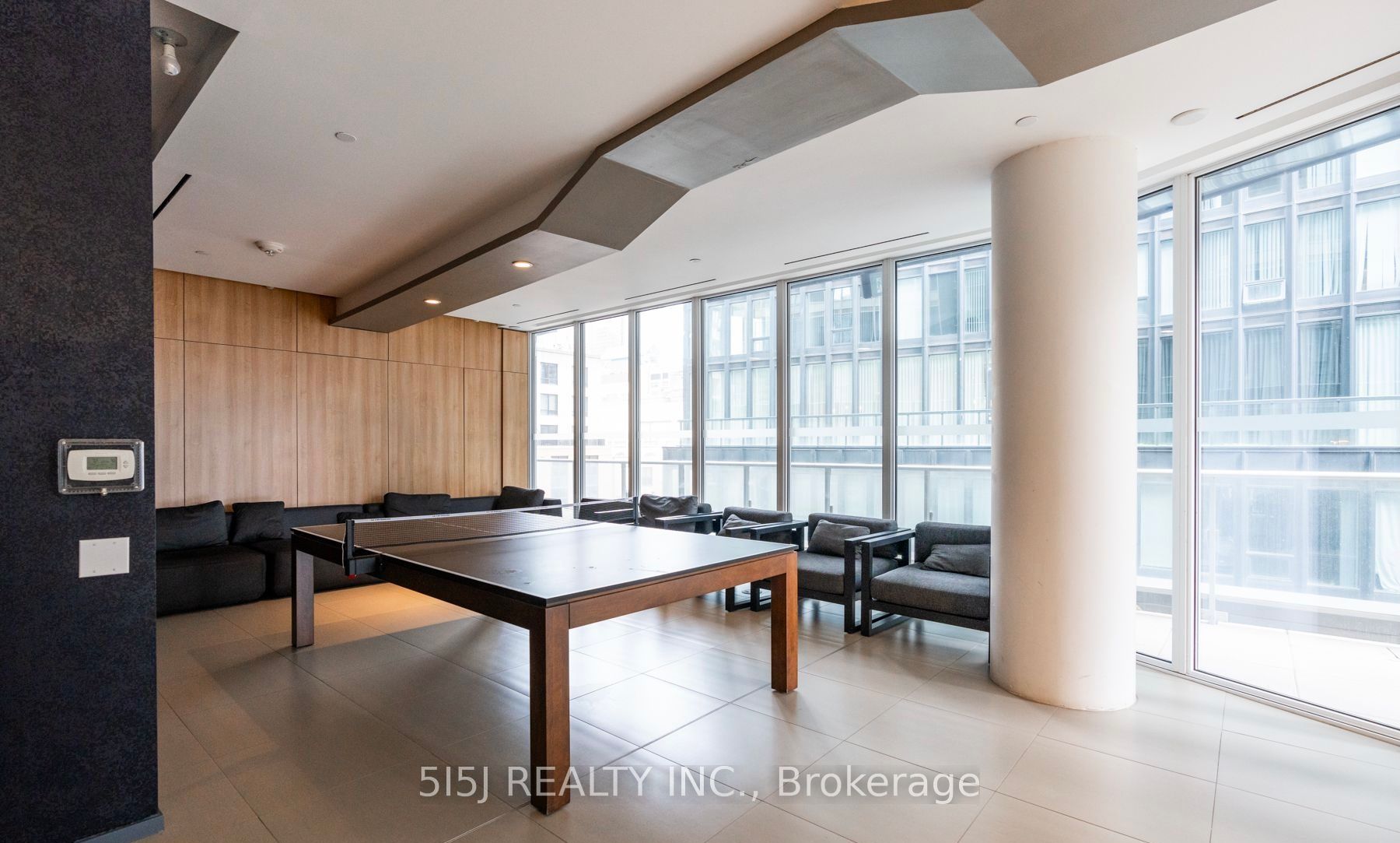 68 Shuter St, #2803