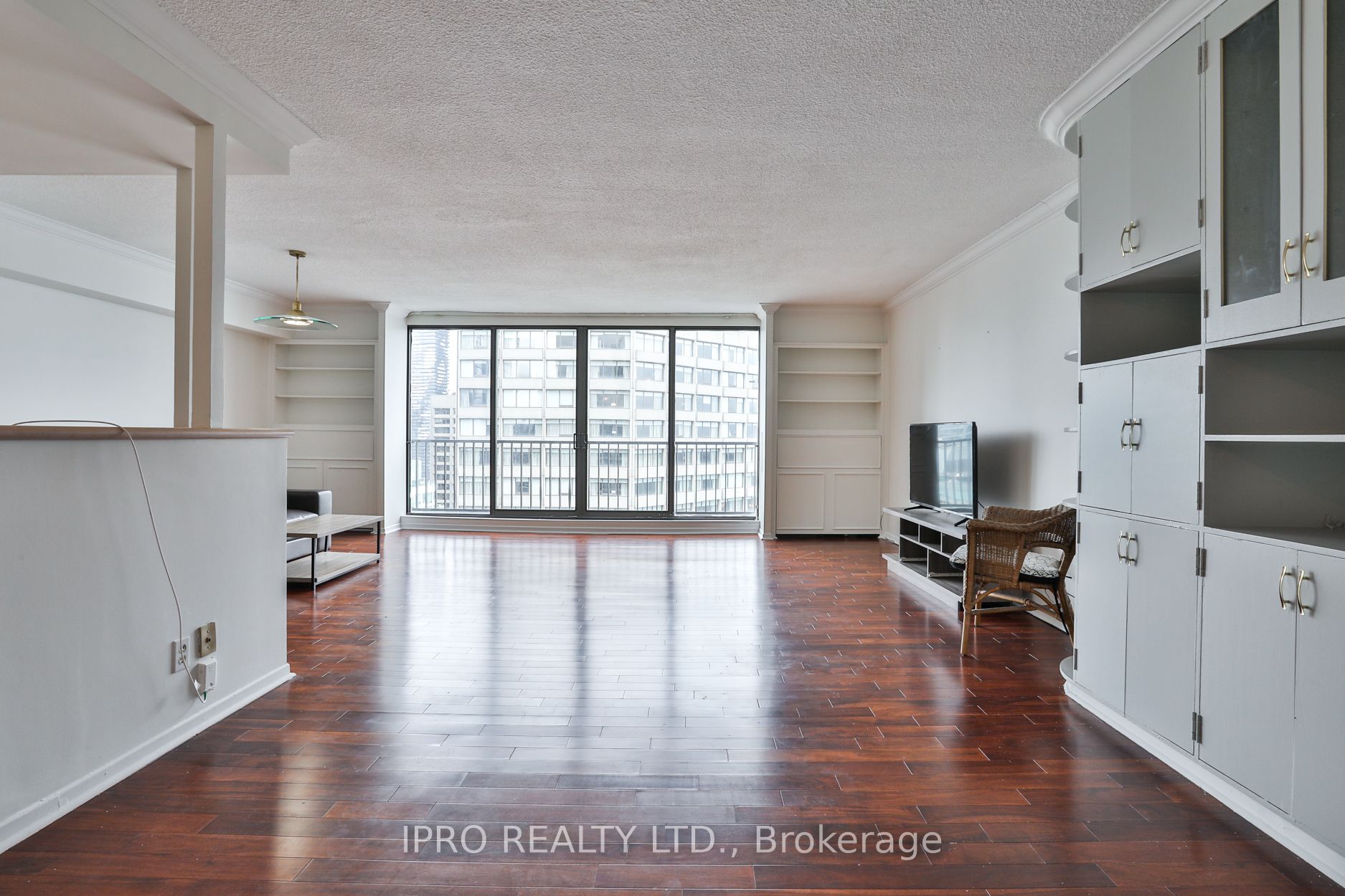 33 Harbour Square, #3234