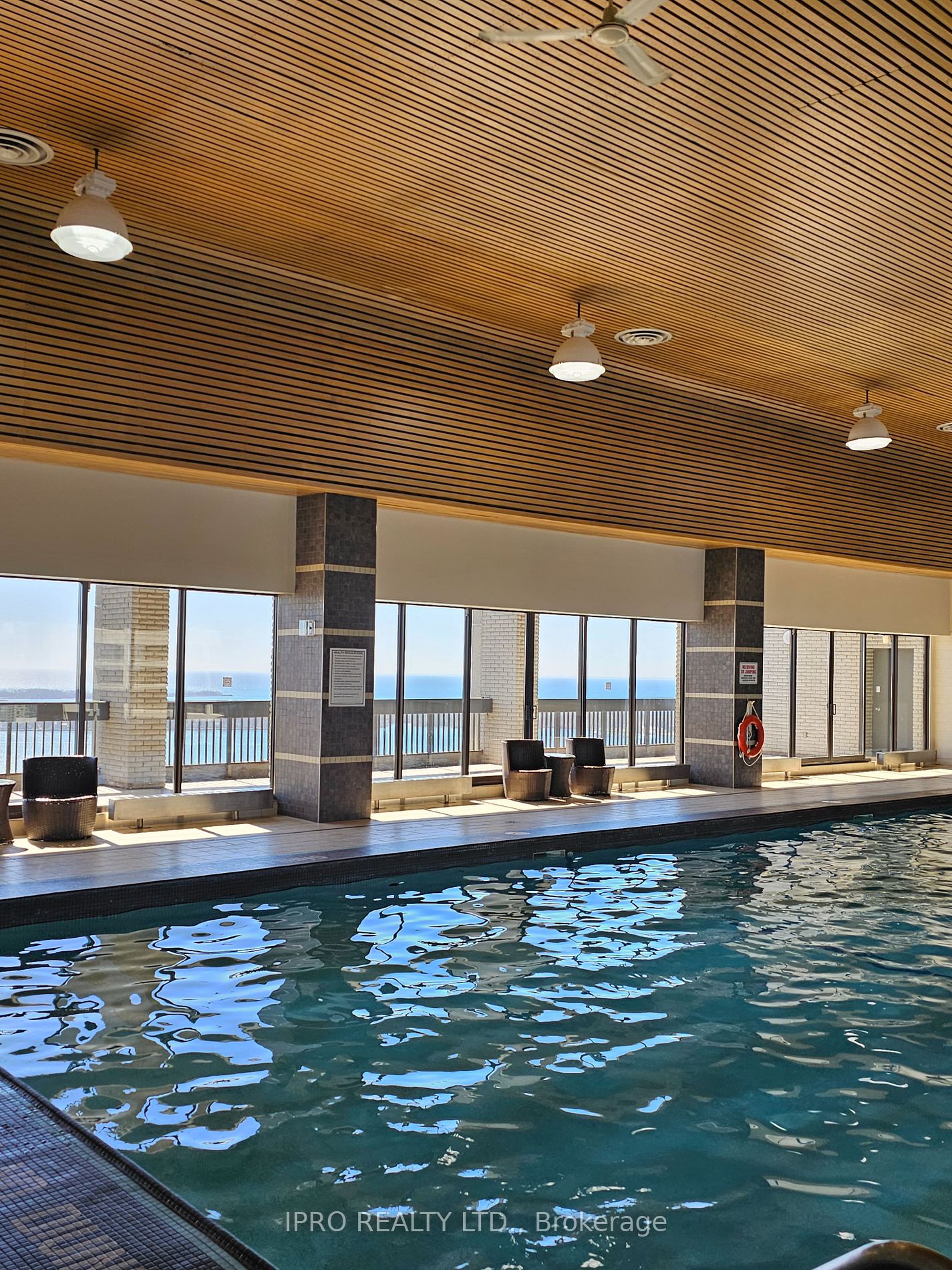 33 Harbour Square, #3234