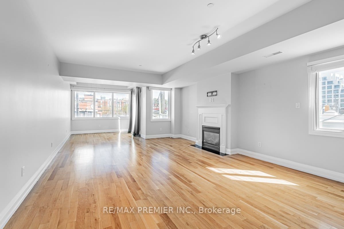 473 Dupont Street #2