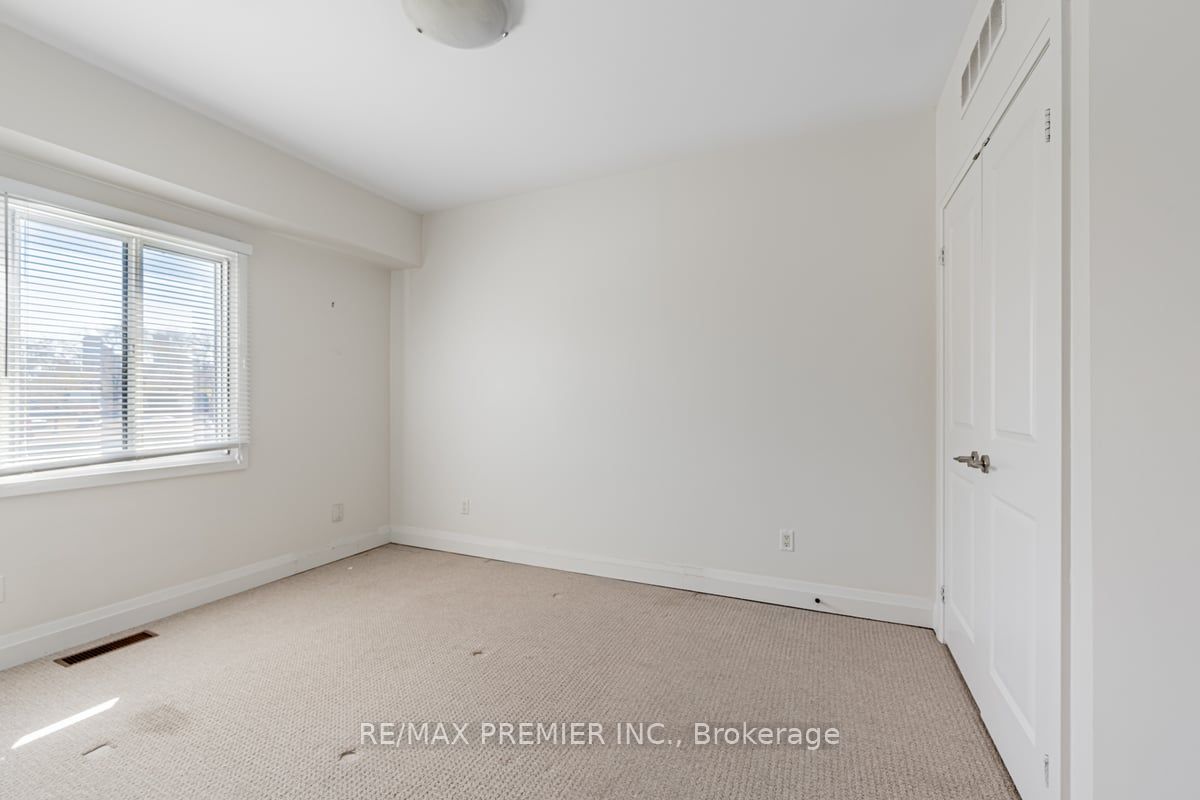 473 Dupont Street #2