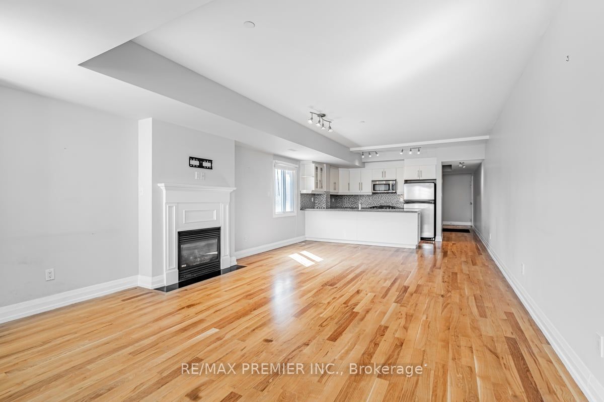 473 Dupont Street #2