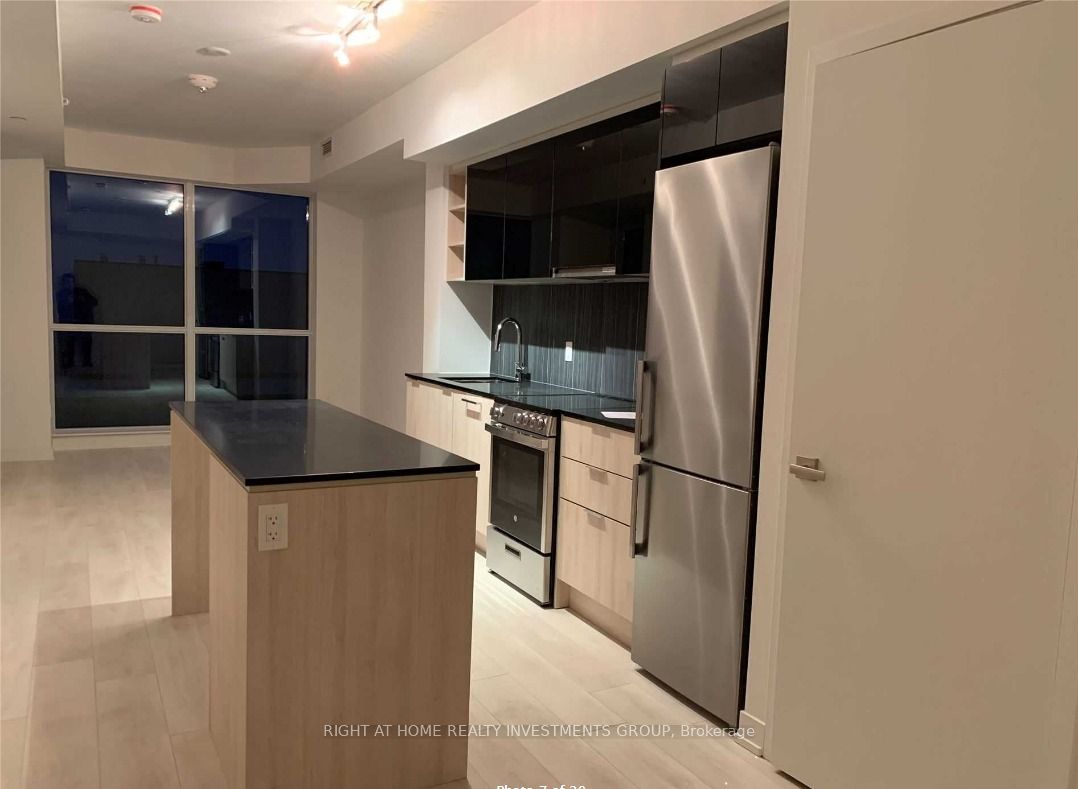 31 Tippett Road #905