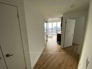 135 East Liberty St, #2104