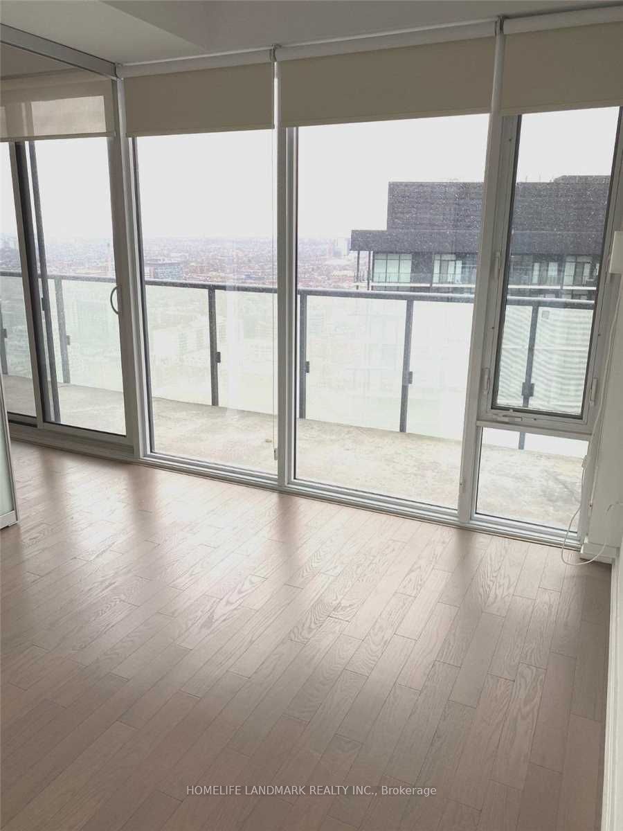 101 Peter St, #3901