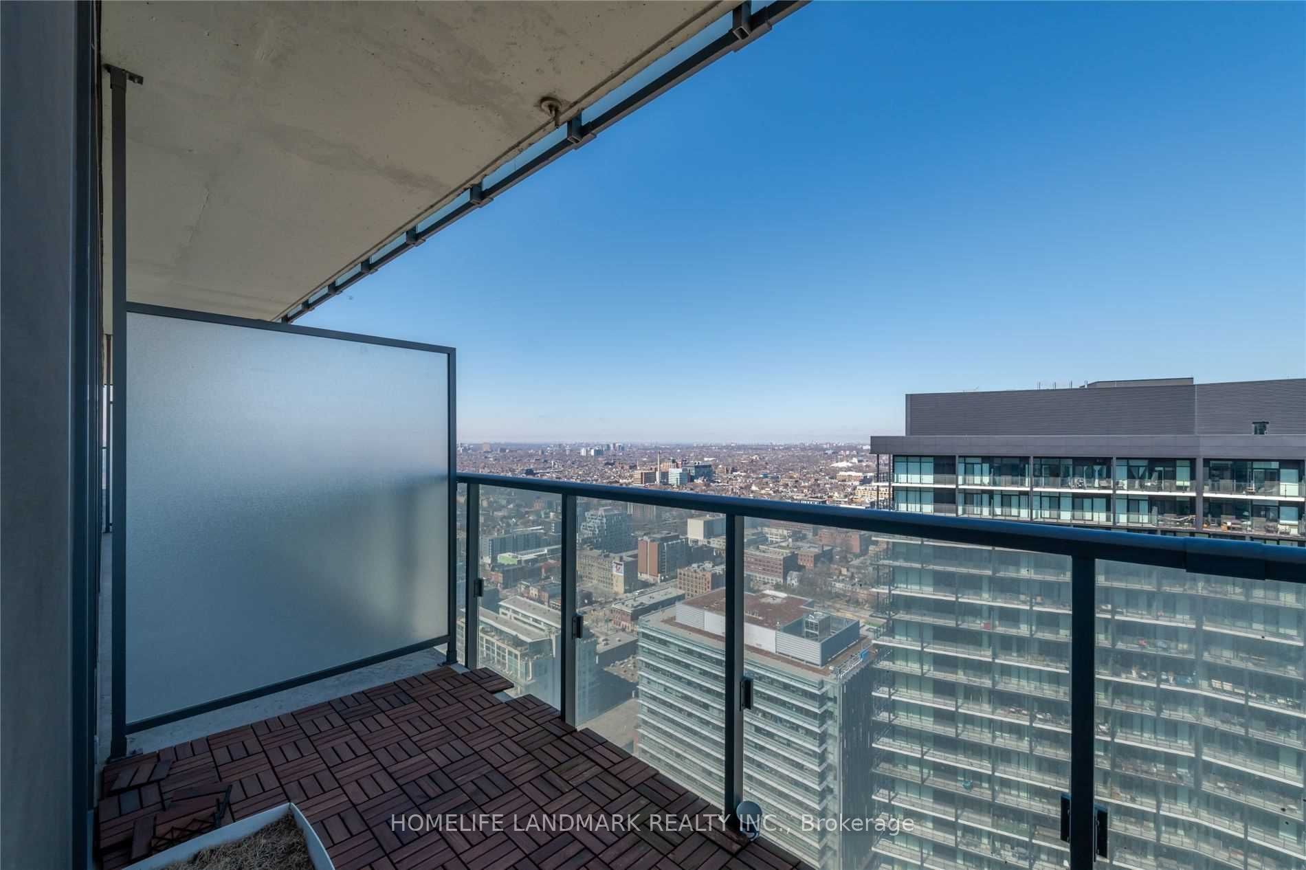 101 Peter St, #3901