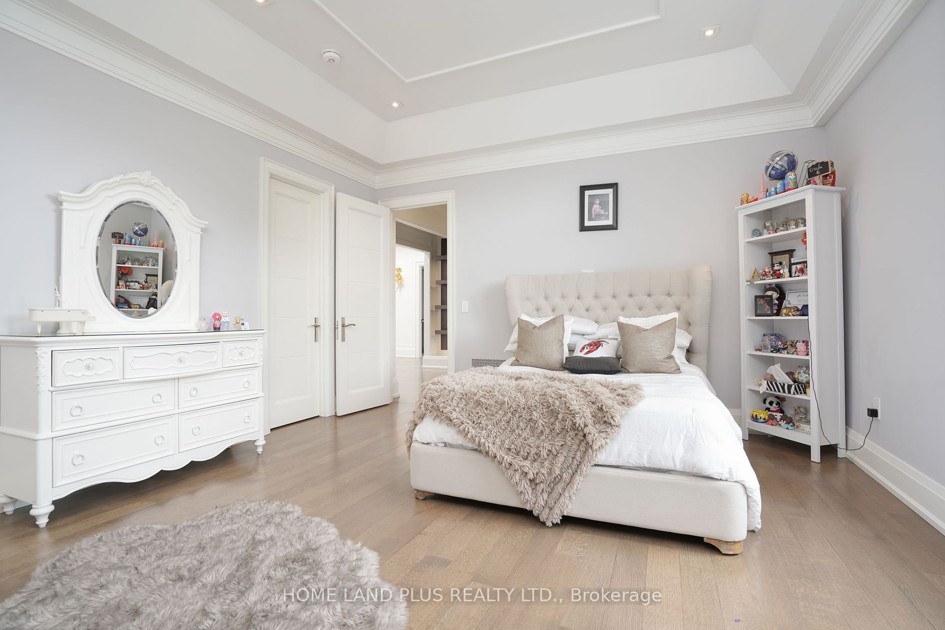 88 Aldershot Cres