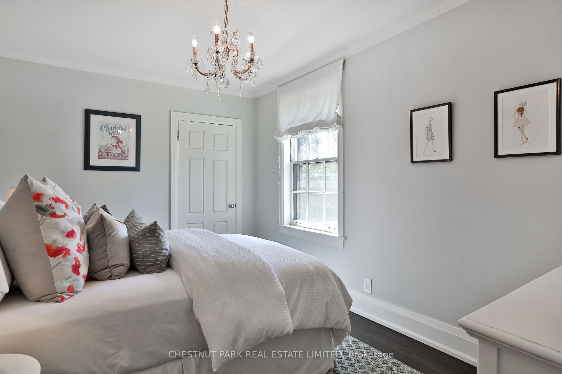 36 Riverview Dr