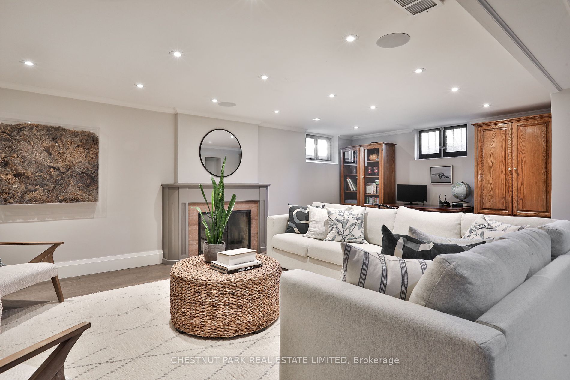36 Riverview Dr