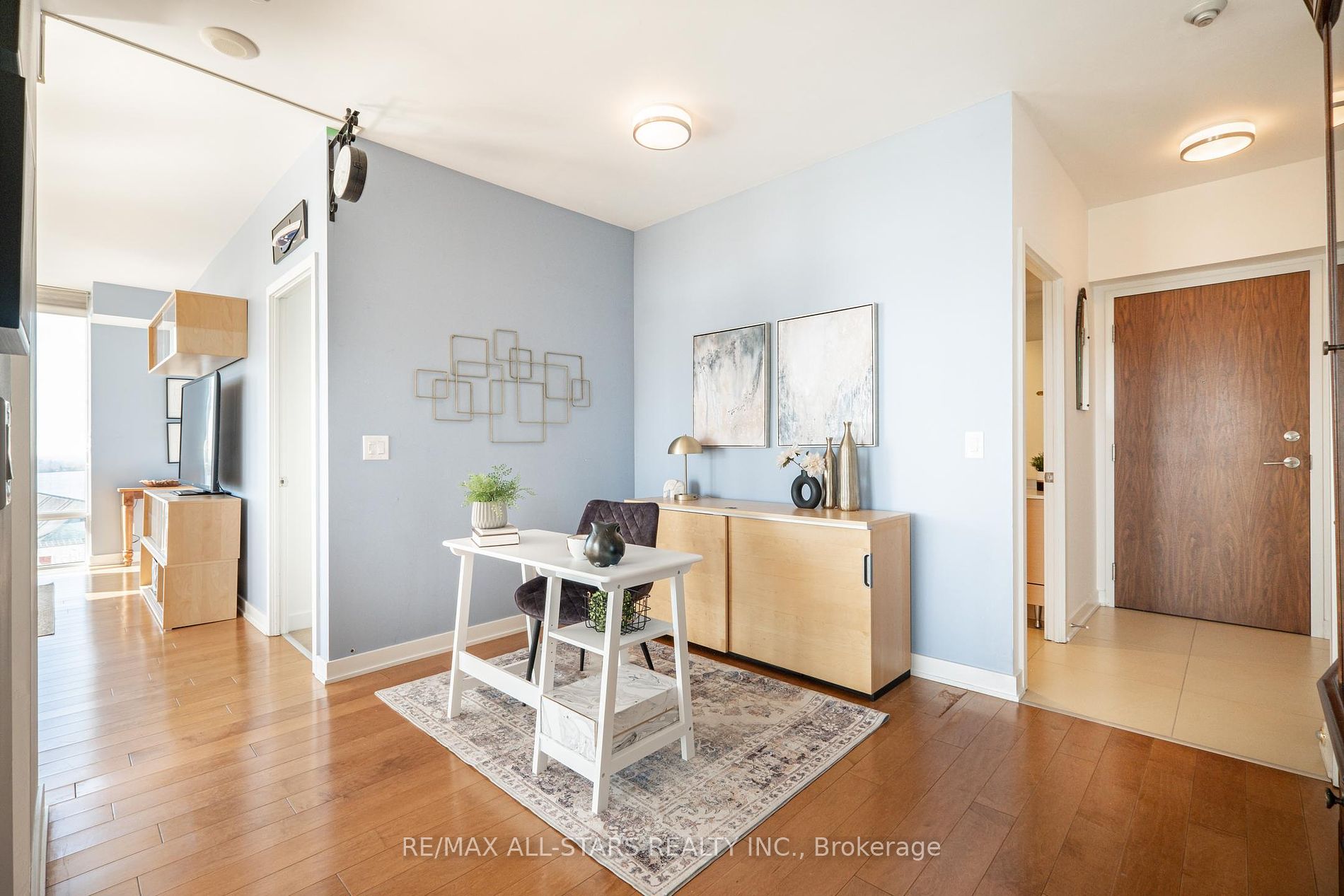 1 Market Street #1611