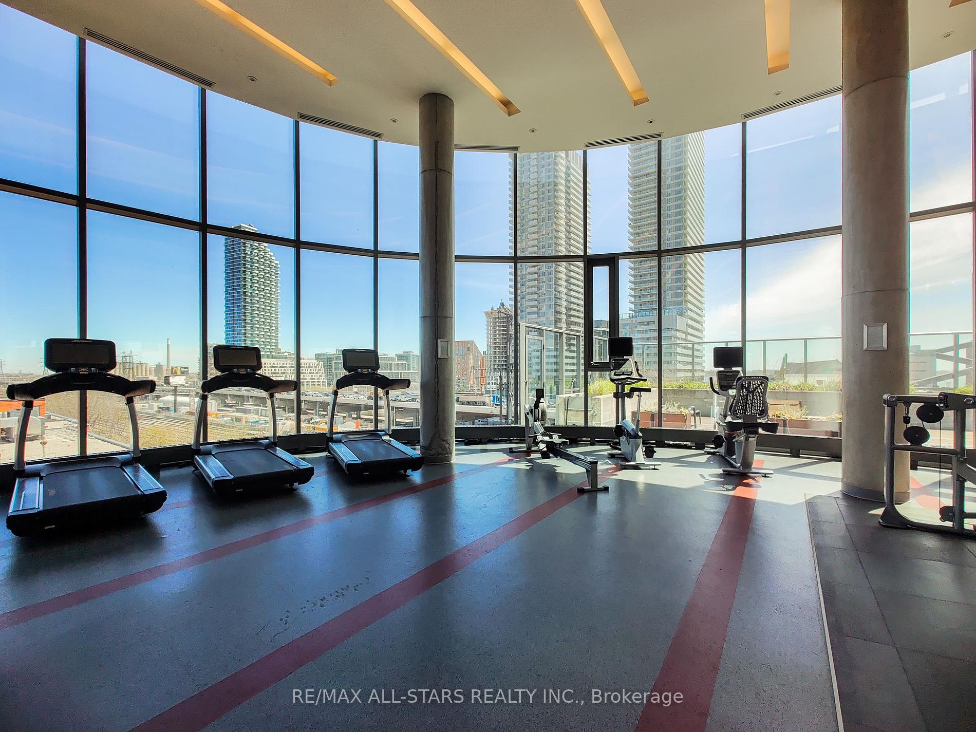 1 Market Street #1611
