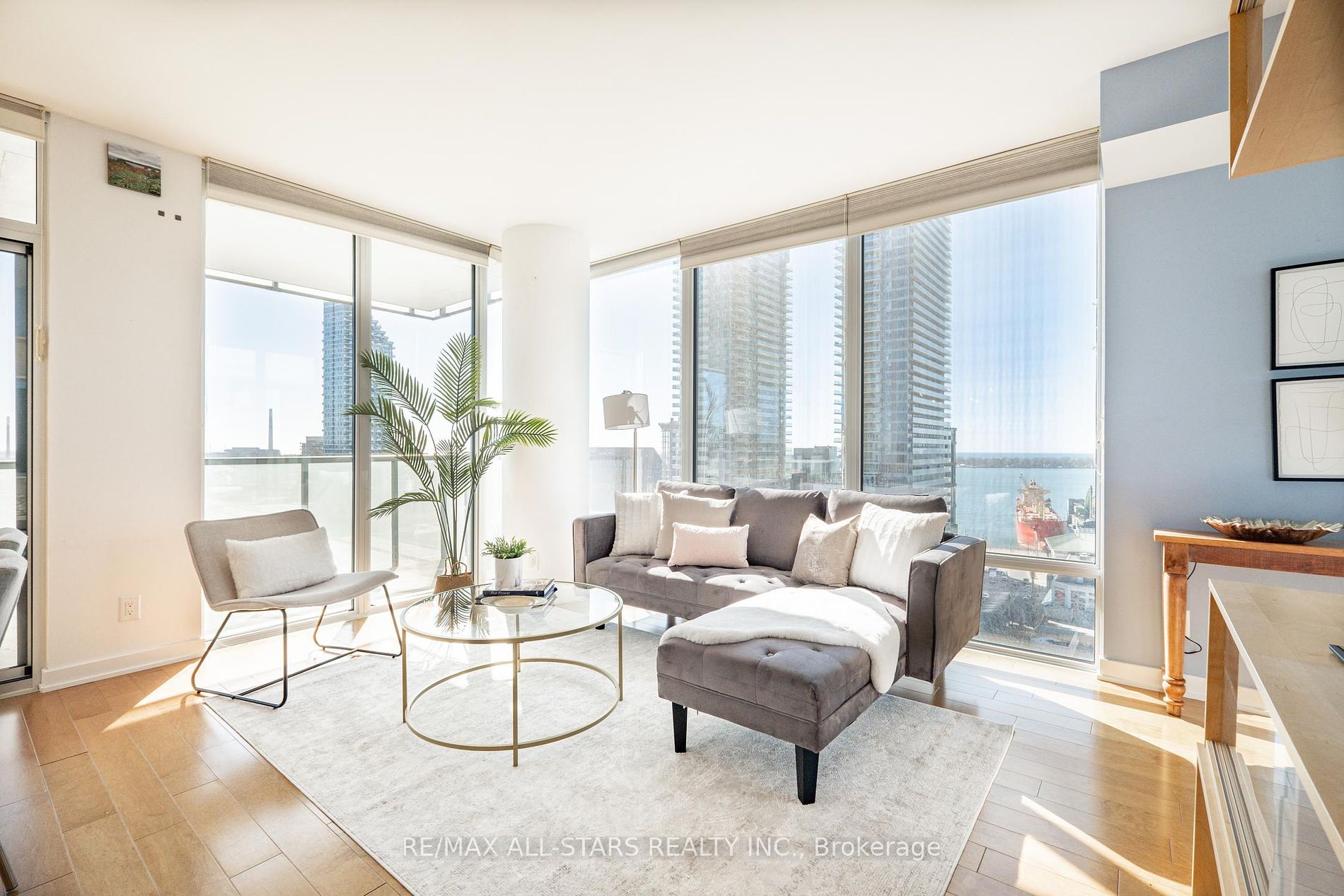 1 Market Street #1611