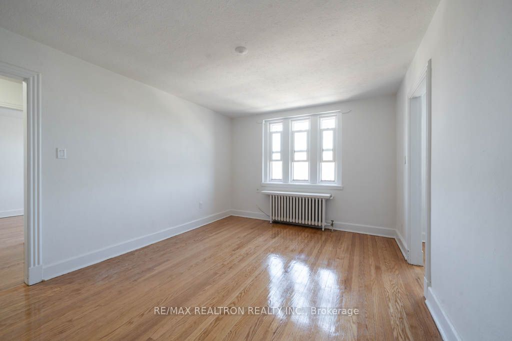 1 Mallory Gardens #43