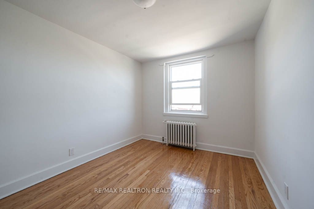 1 Mallory Gardens #43