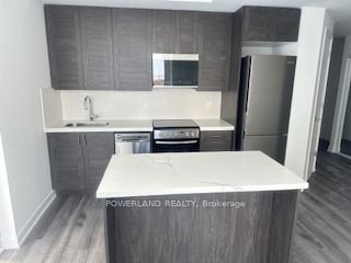 15 Ellerslie Ave, #502