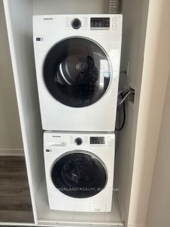 15 Ellerslie Ave, #502