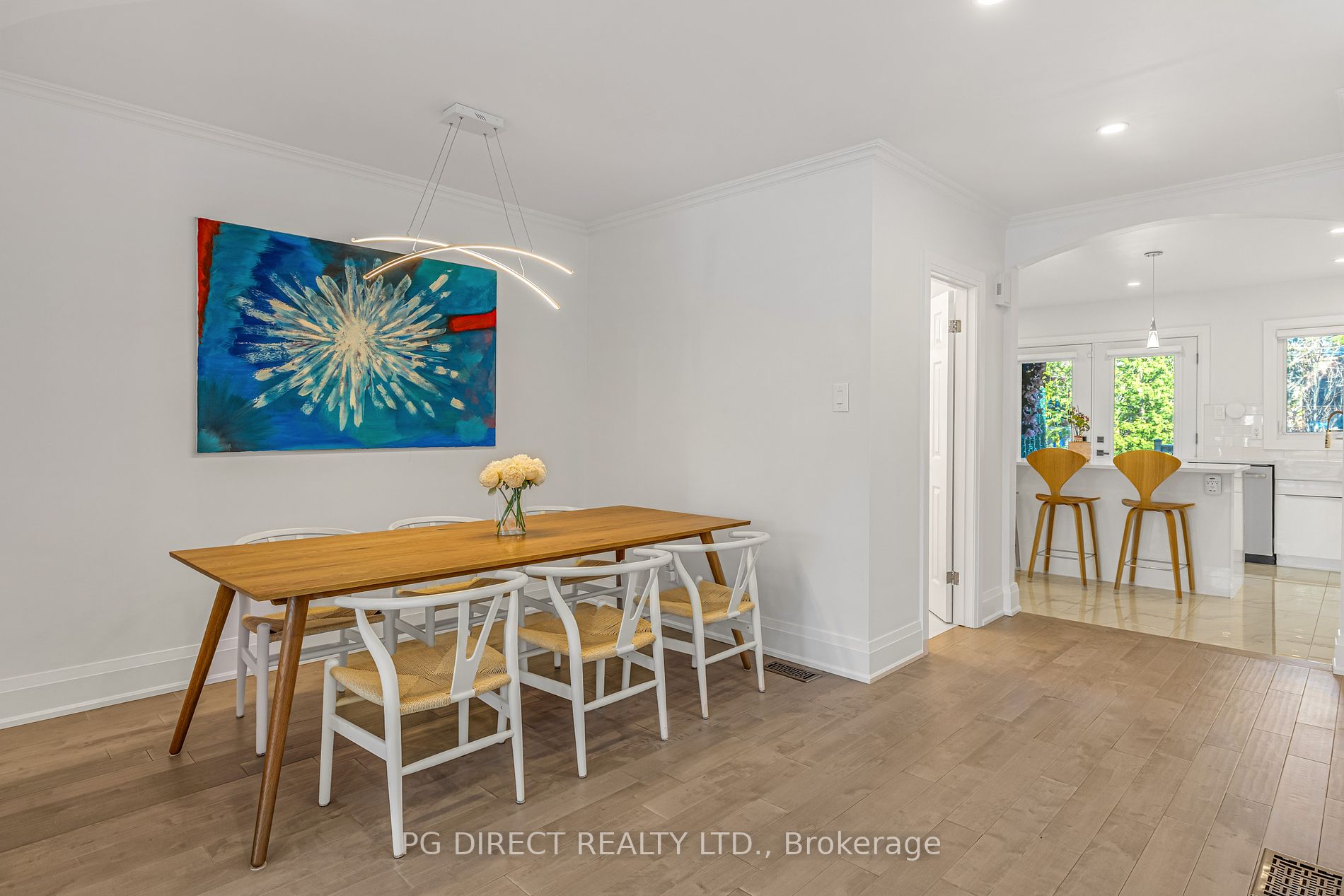 86 Castlefield Ave