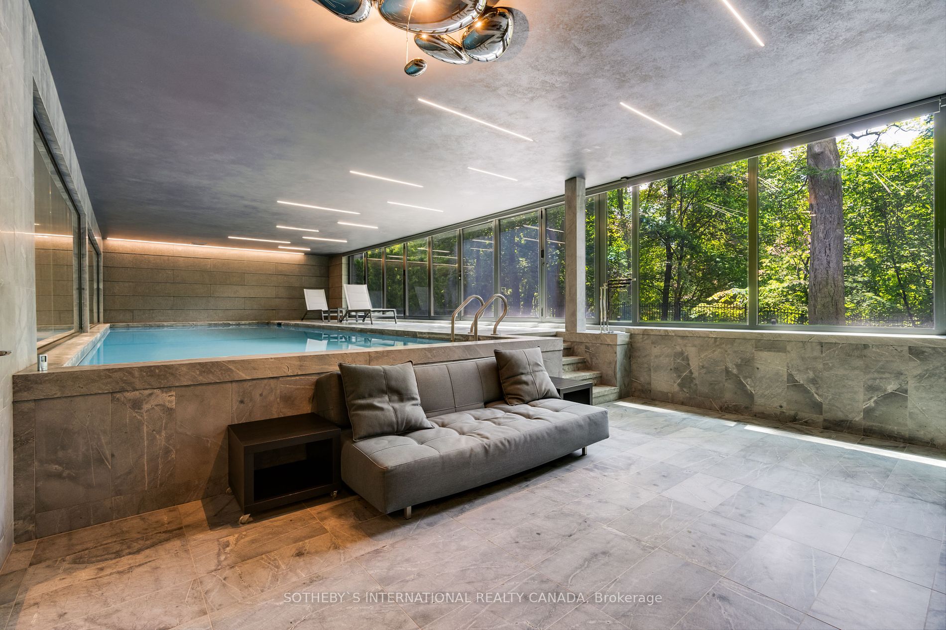 130 Riverview Drive