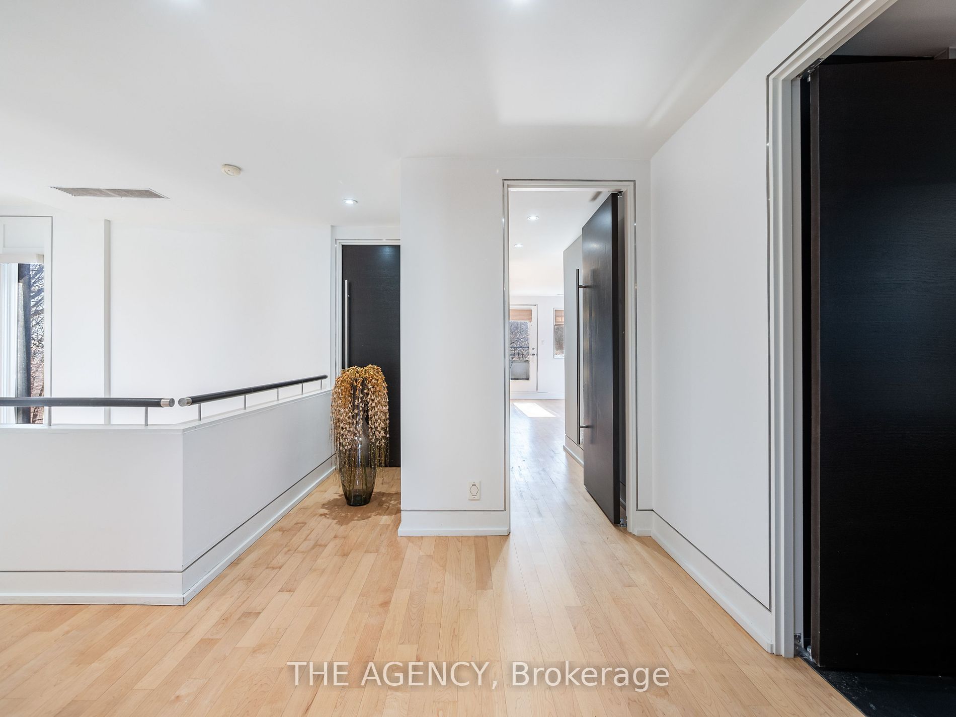 7 Douglas Crescent