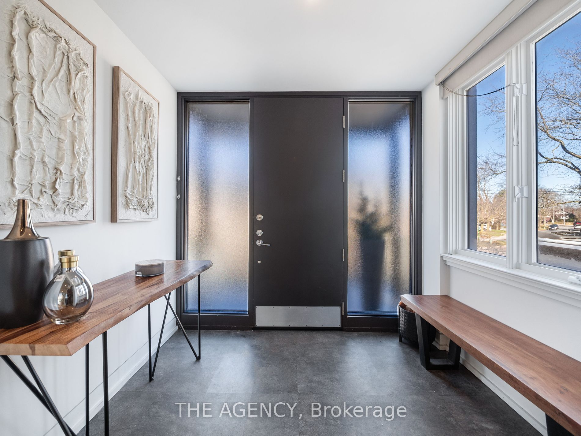 7 Douglas Crescent
