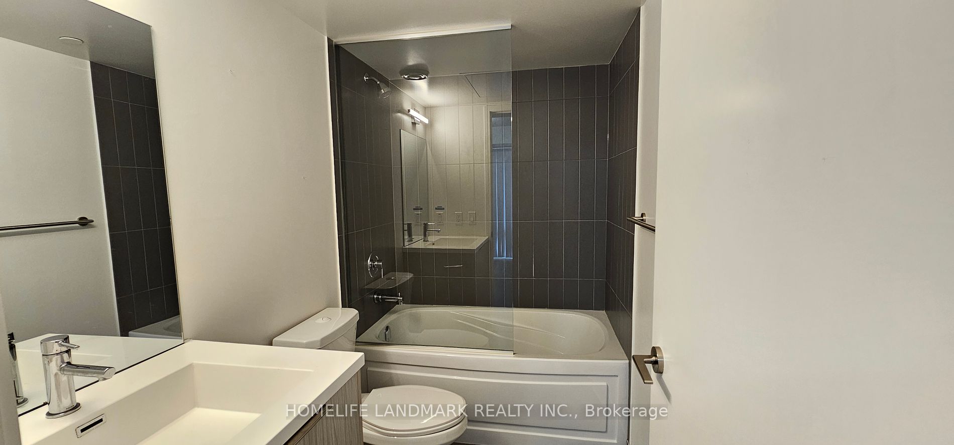 60 Shuter St, #607