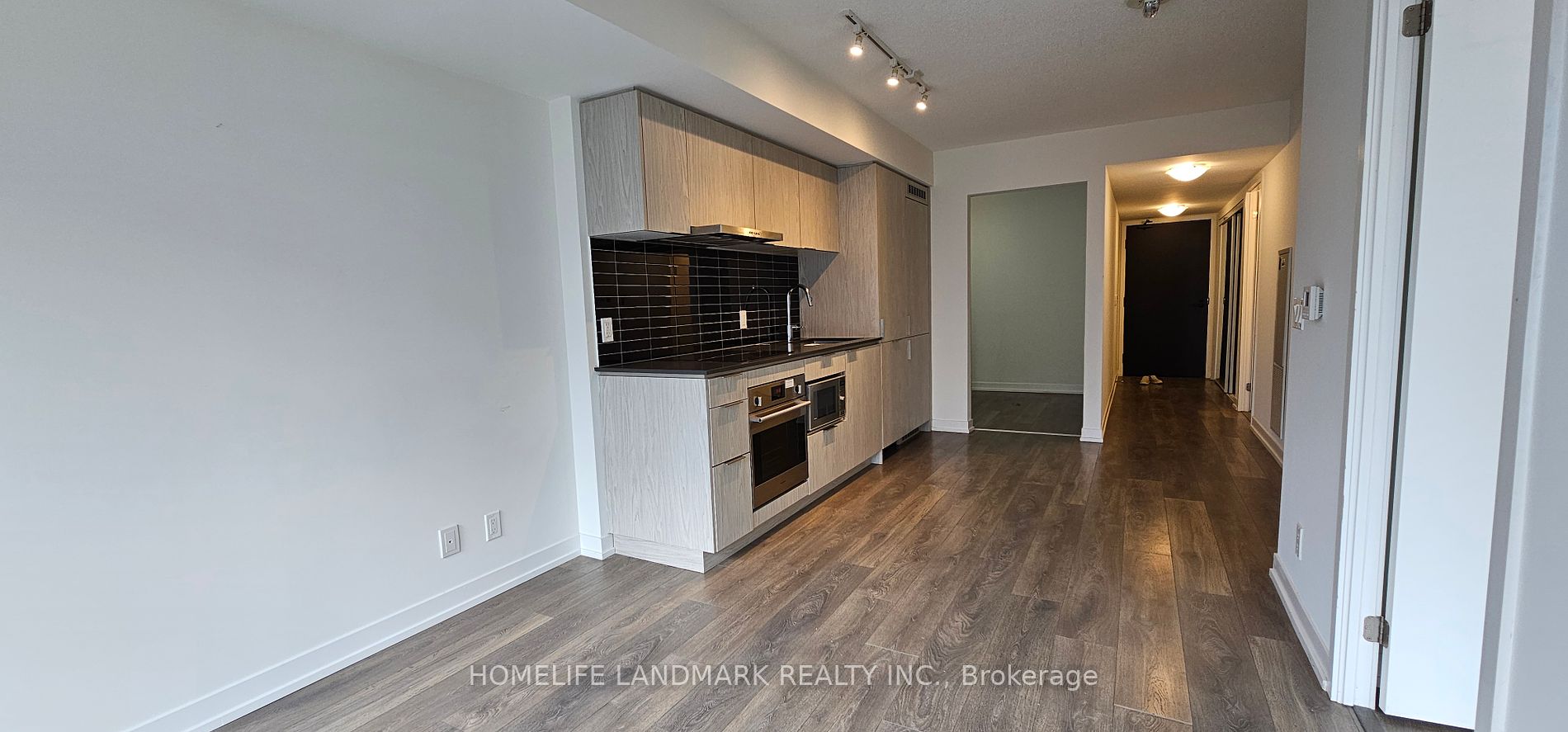 60 Shuter St, #607