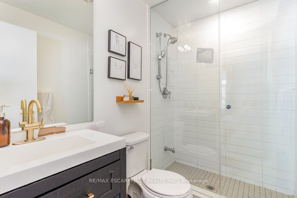 49 East Liberty St, #1802