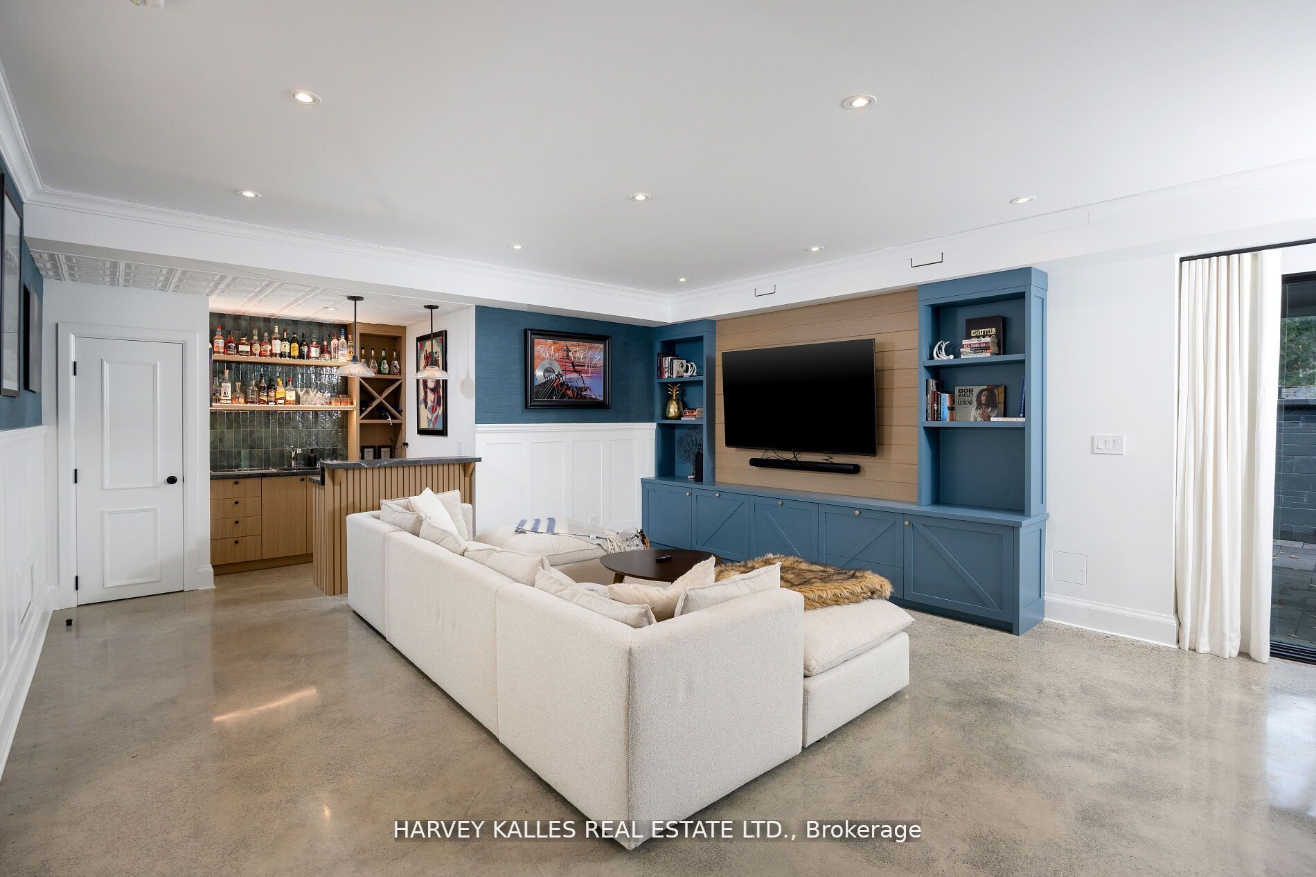 87 Hudson Drive