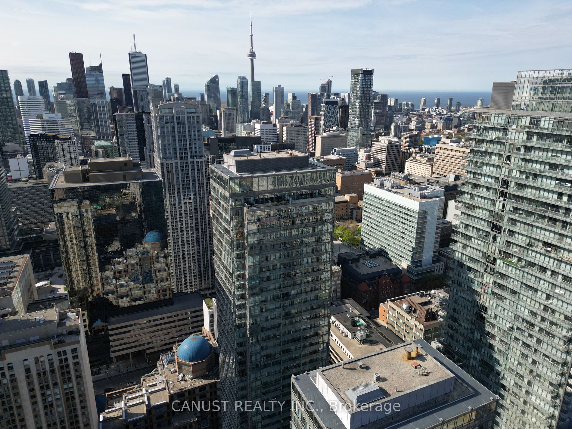 38 Grenville Street #3305