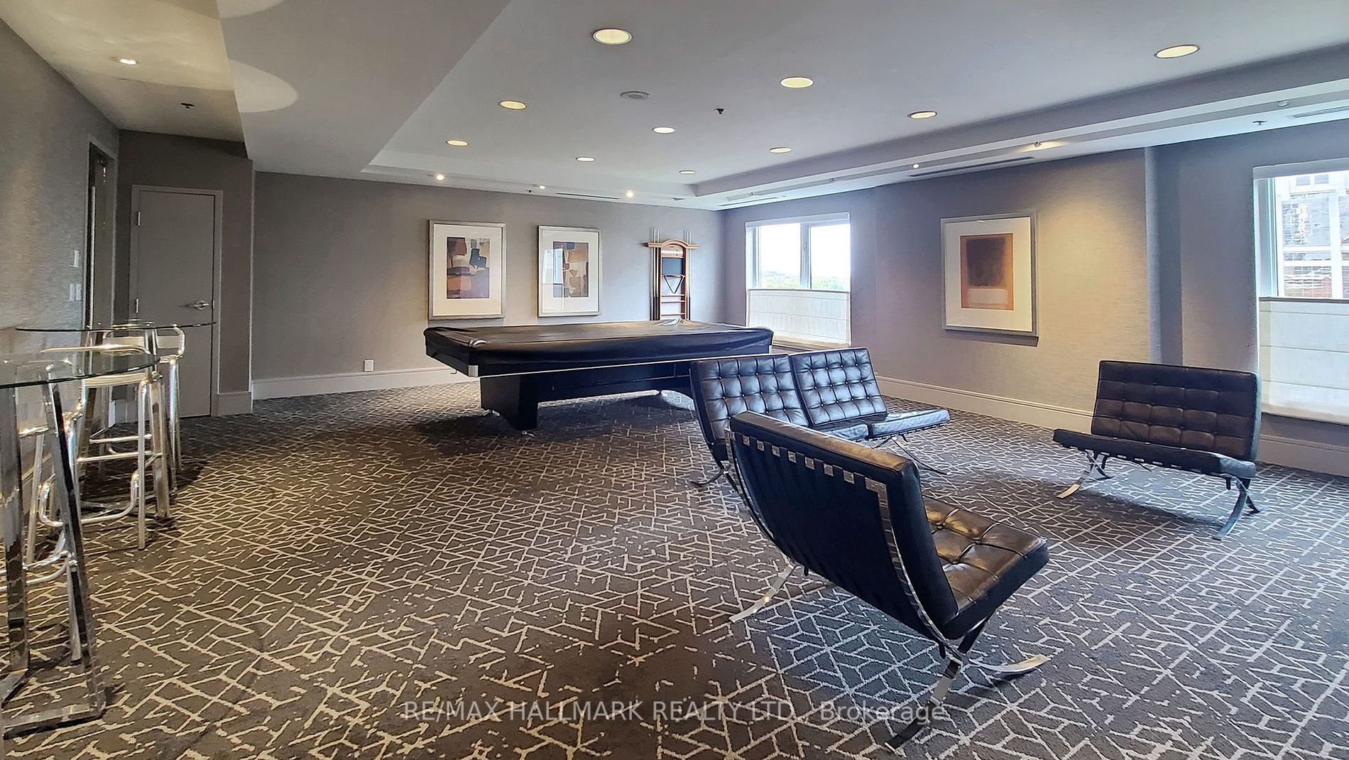 8 Park Rd, #3710