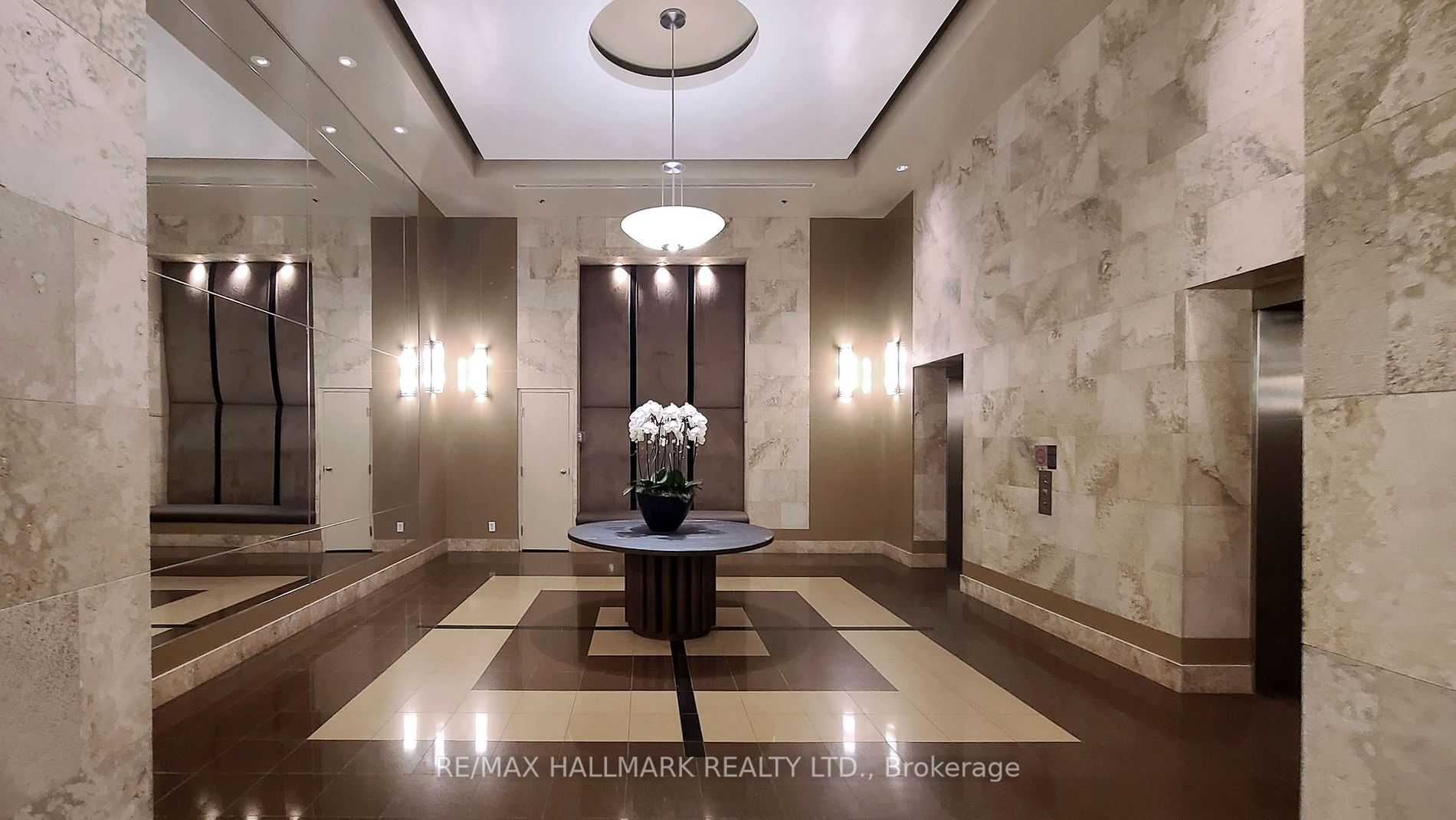 8 Park Rd, #3710