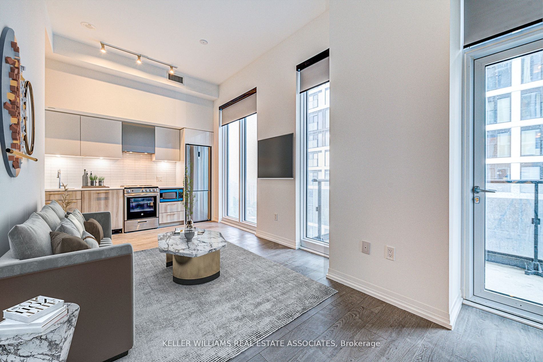 251 Jarvis St, #2001