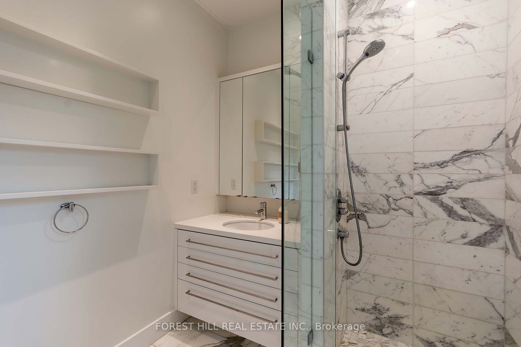 19 Alderbrook Drive