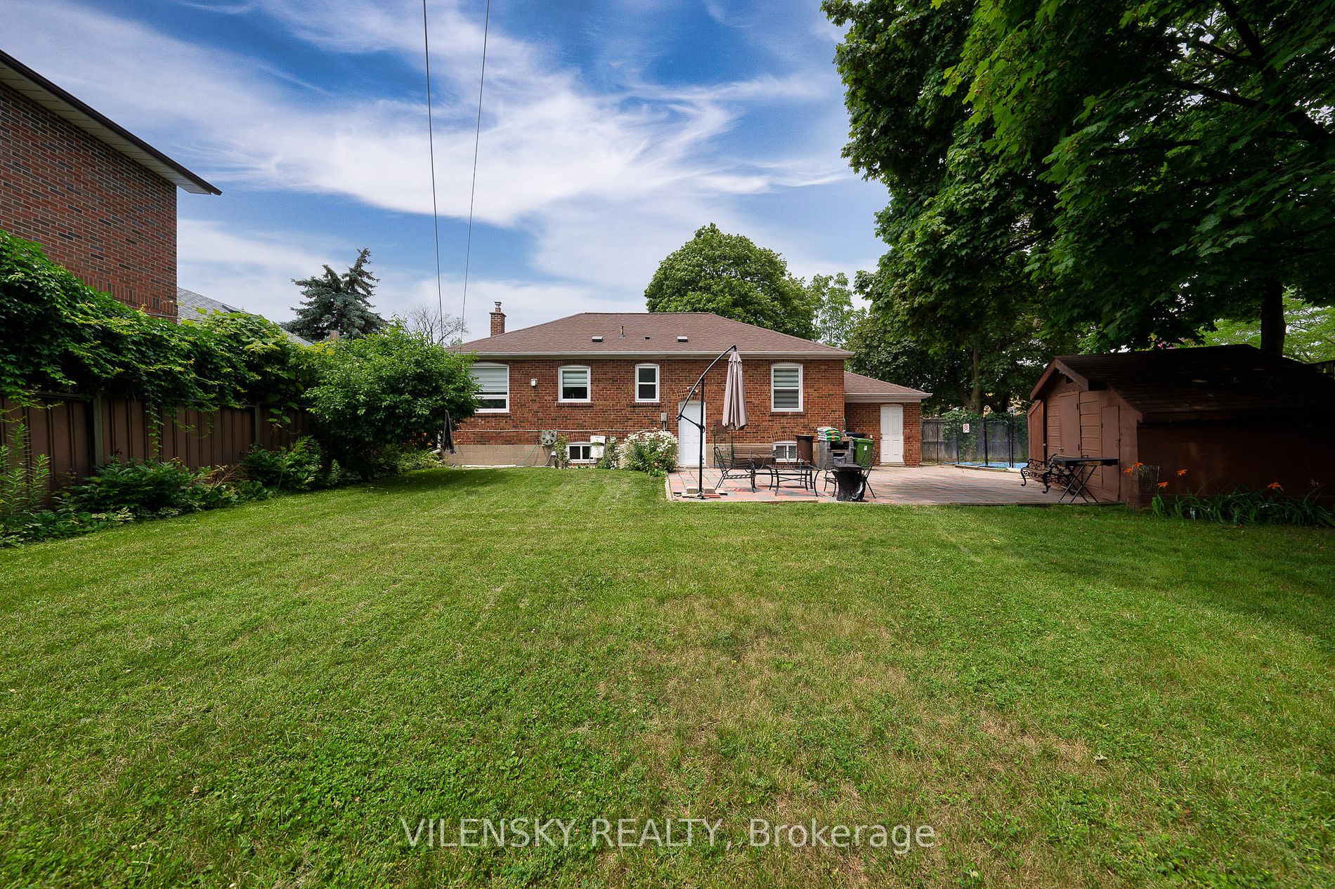 15 Allingham Gdns