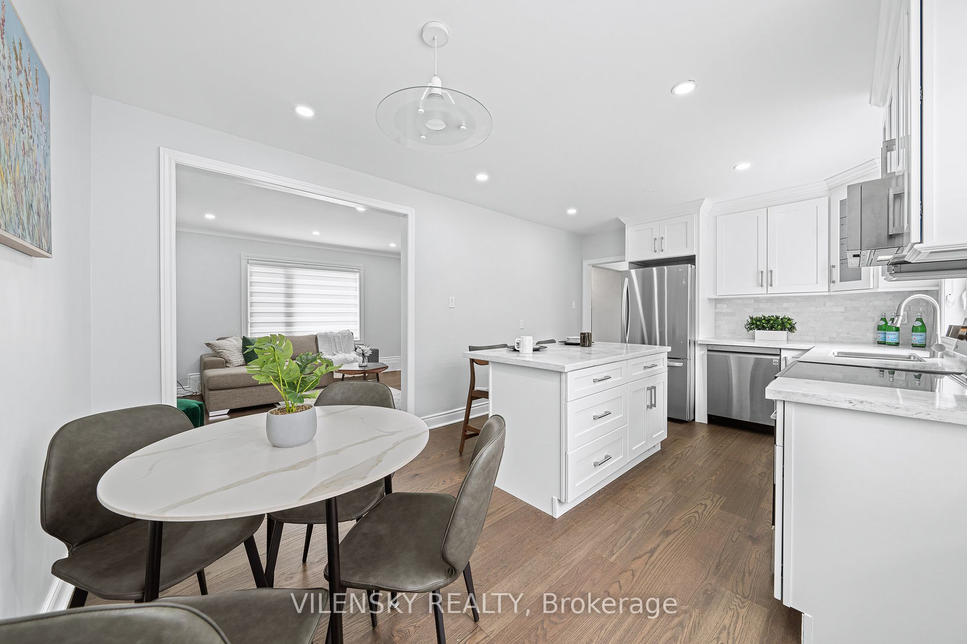 15 Allingham Gdns
