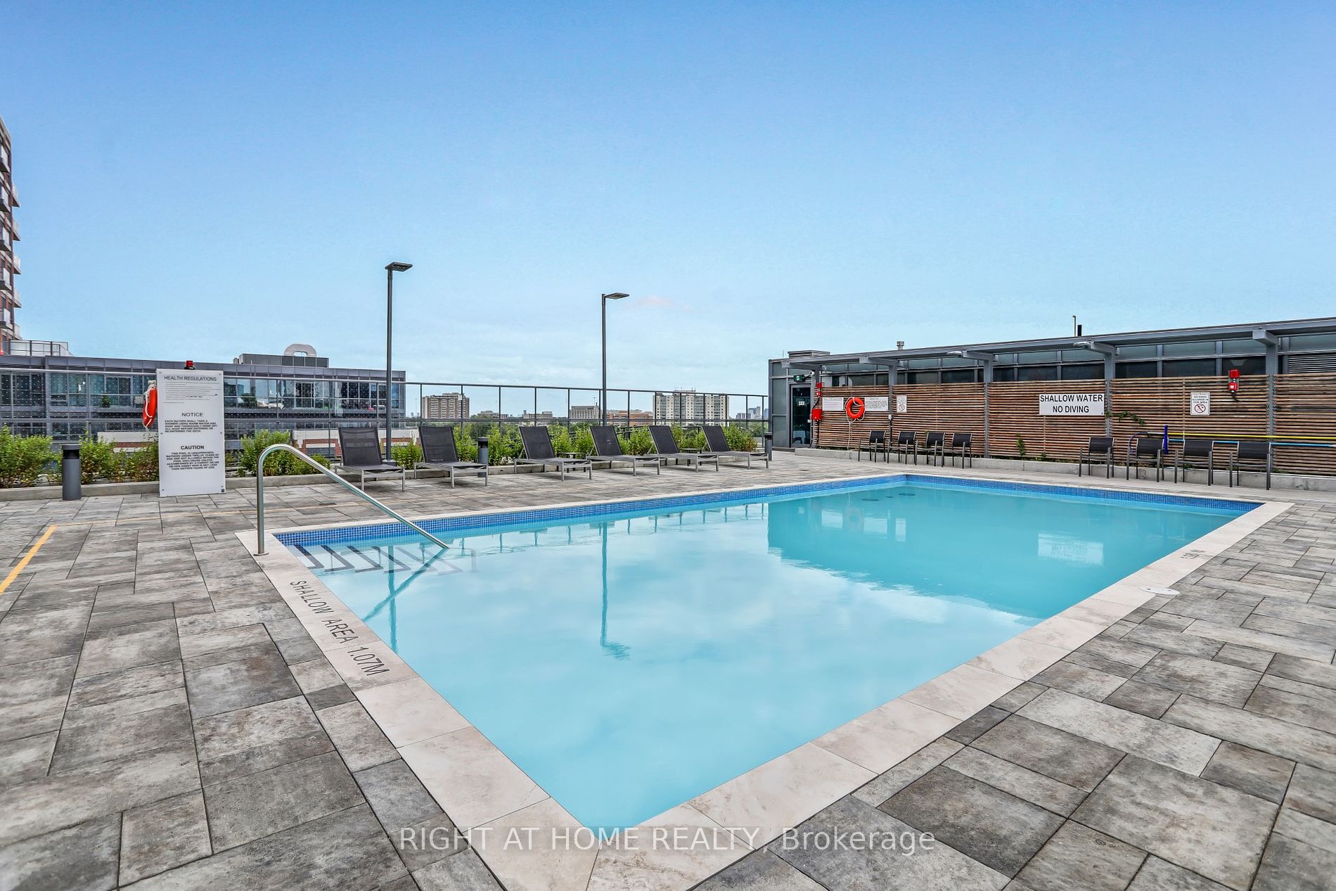 31 Tippett Road, #402