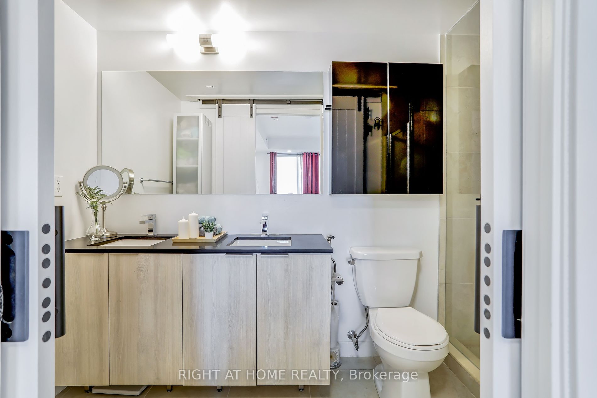 31 Tippett Road, #402