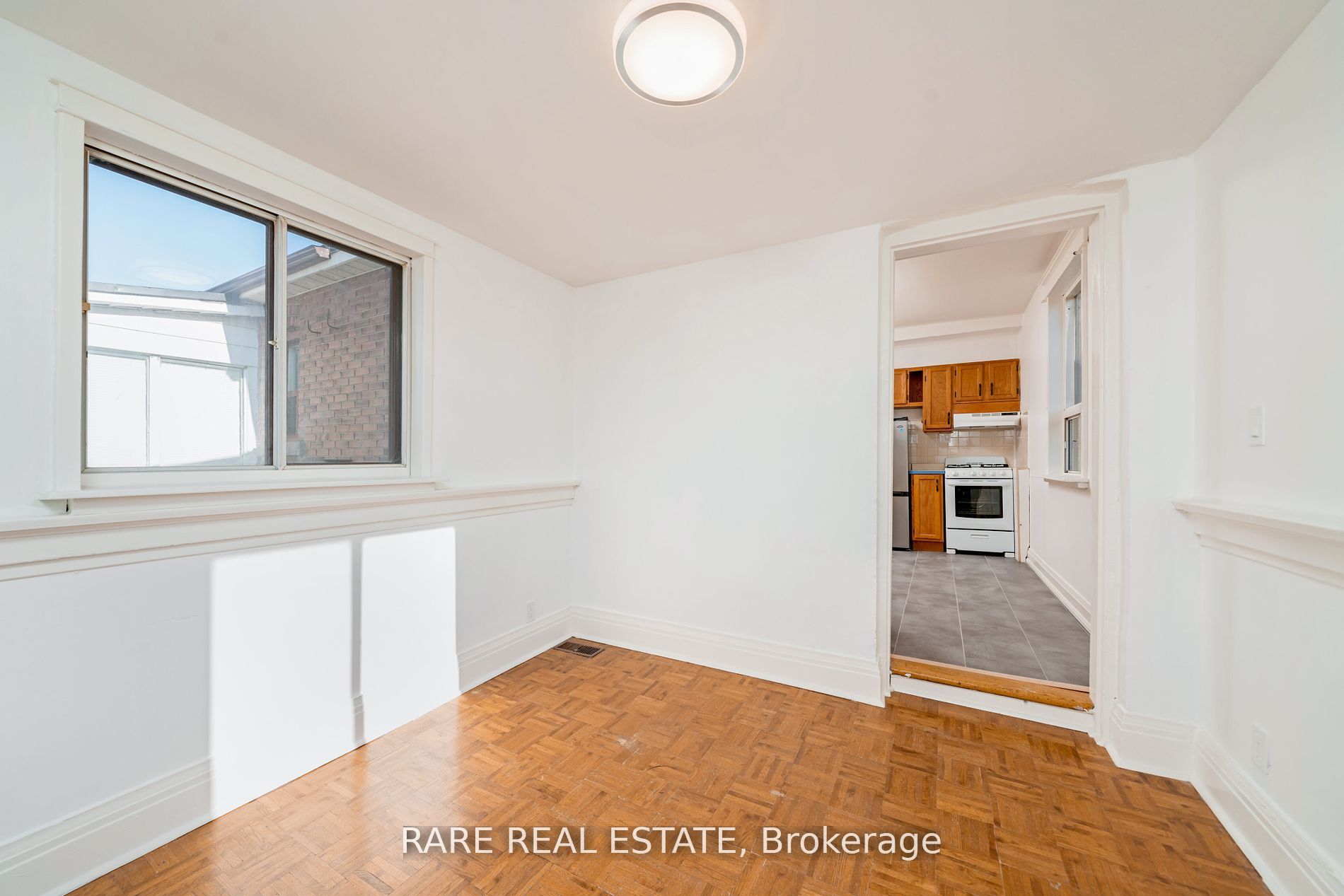 216 Oakwood Avenue