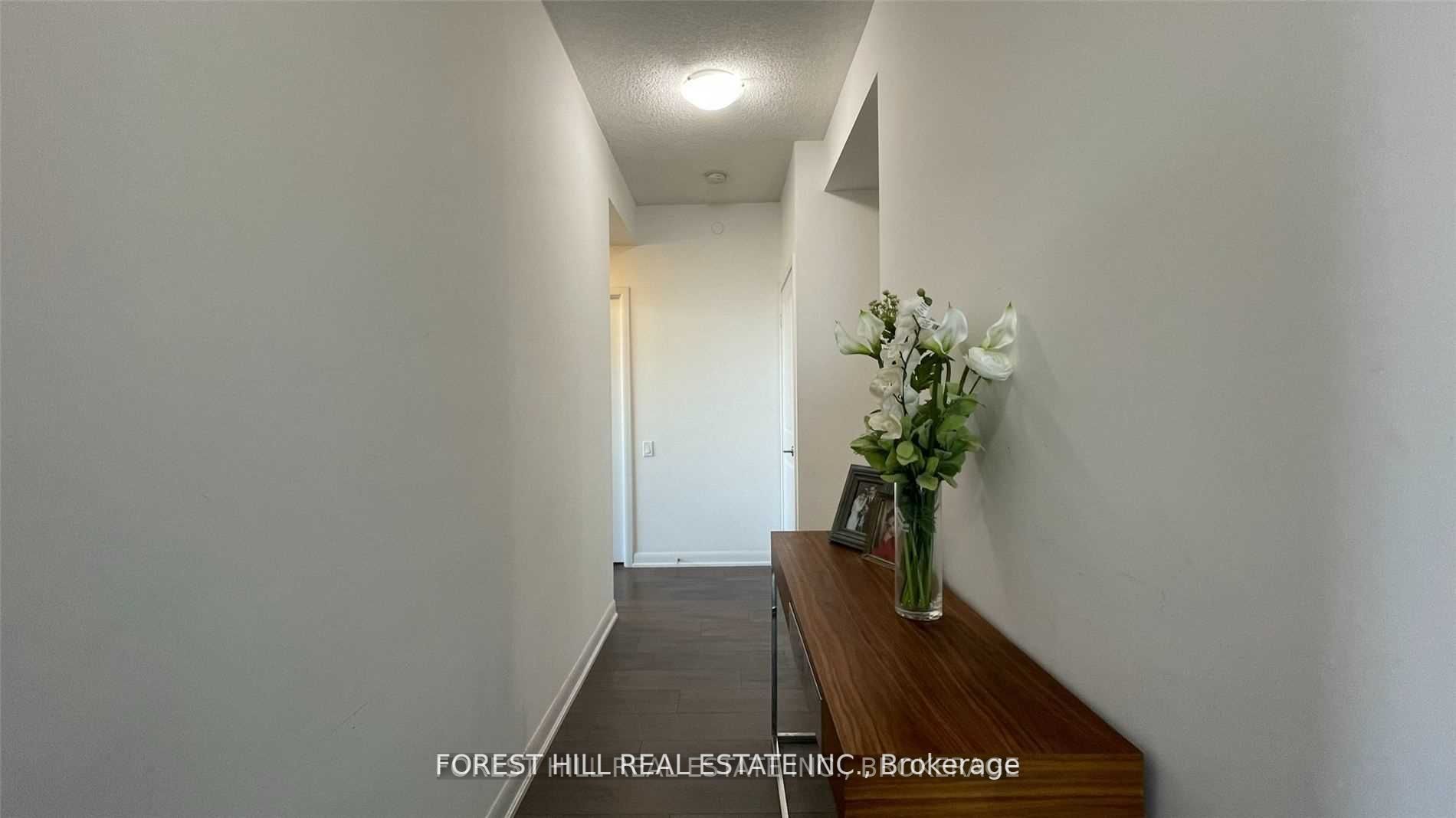 5168 Yonge St, #Ph206