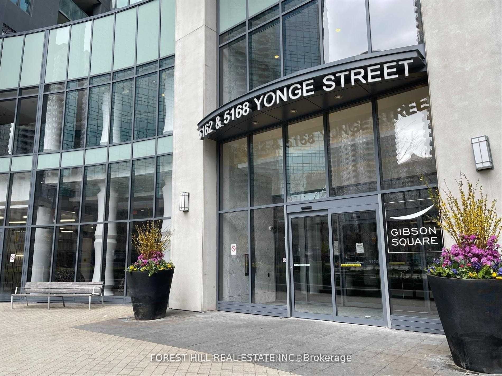 5168 Yonge St, #Ph206
