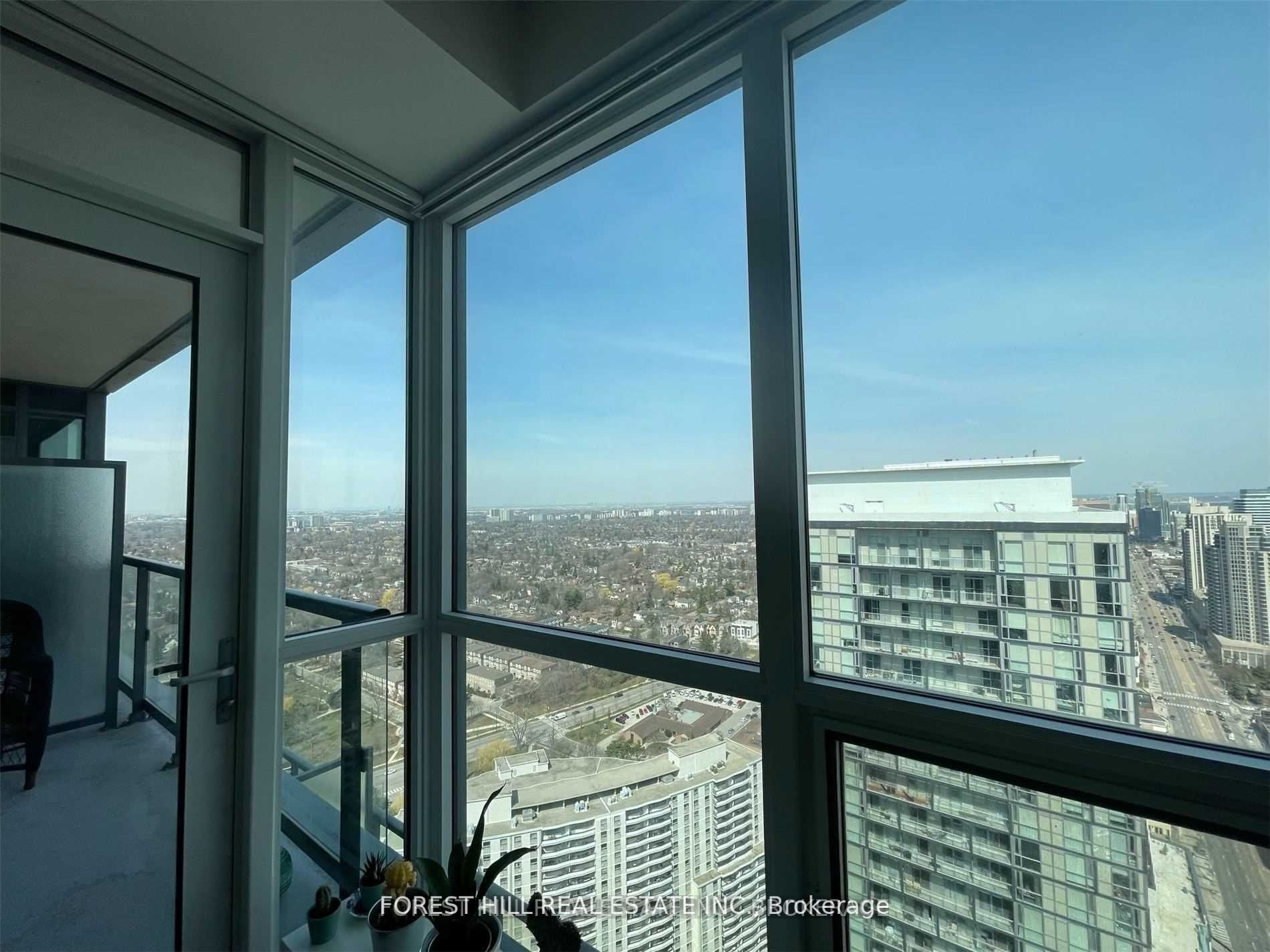 5168 Yonge St, #Ph206