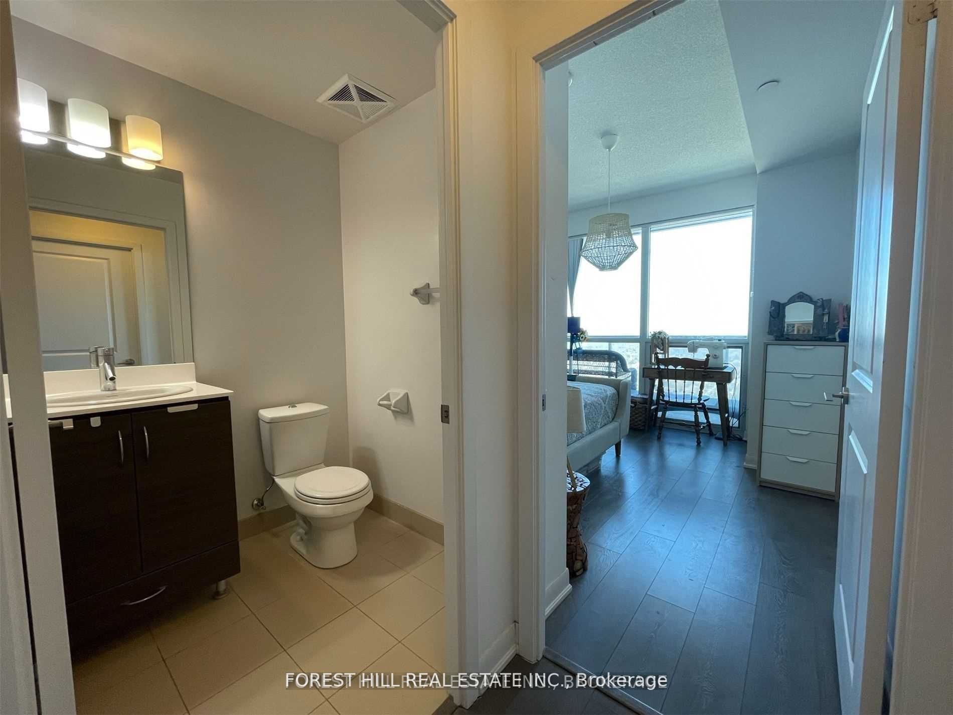 5168 Yonge St, #Ph206