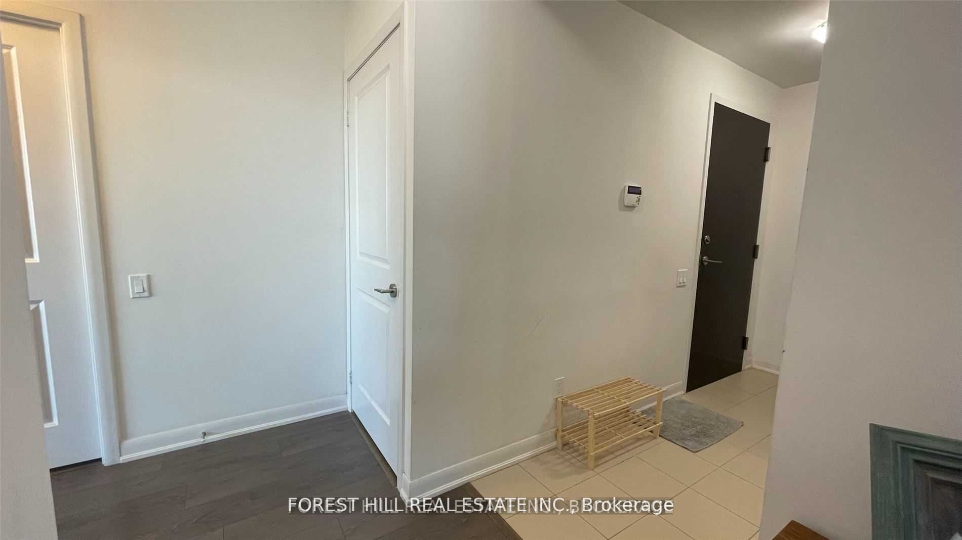 5168 Yonge St, #Ph206
