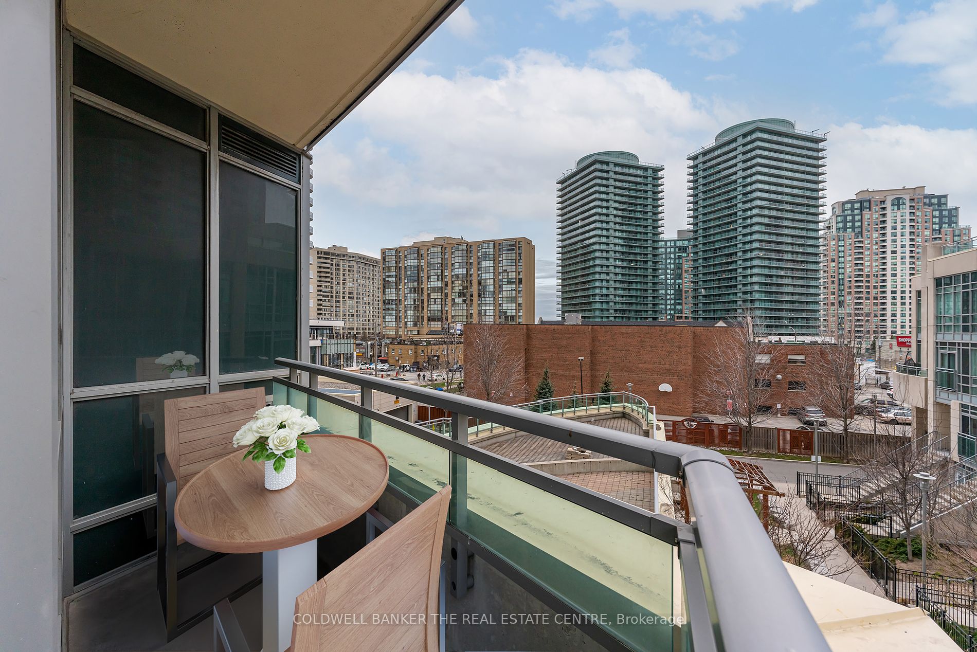 18 Holmes Avenue, #310