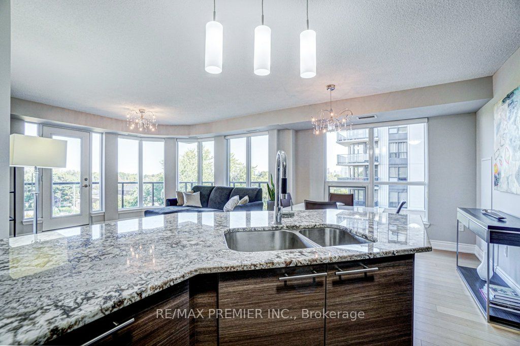 760 Sheppard Ave W, #515
