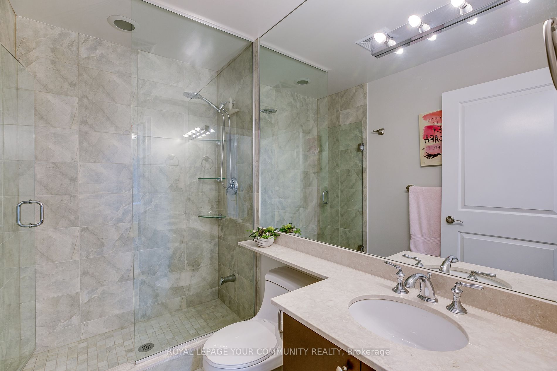10 Bloorview Pl, #1012