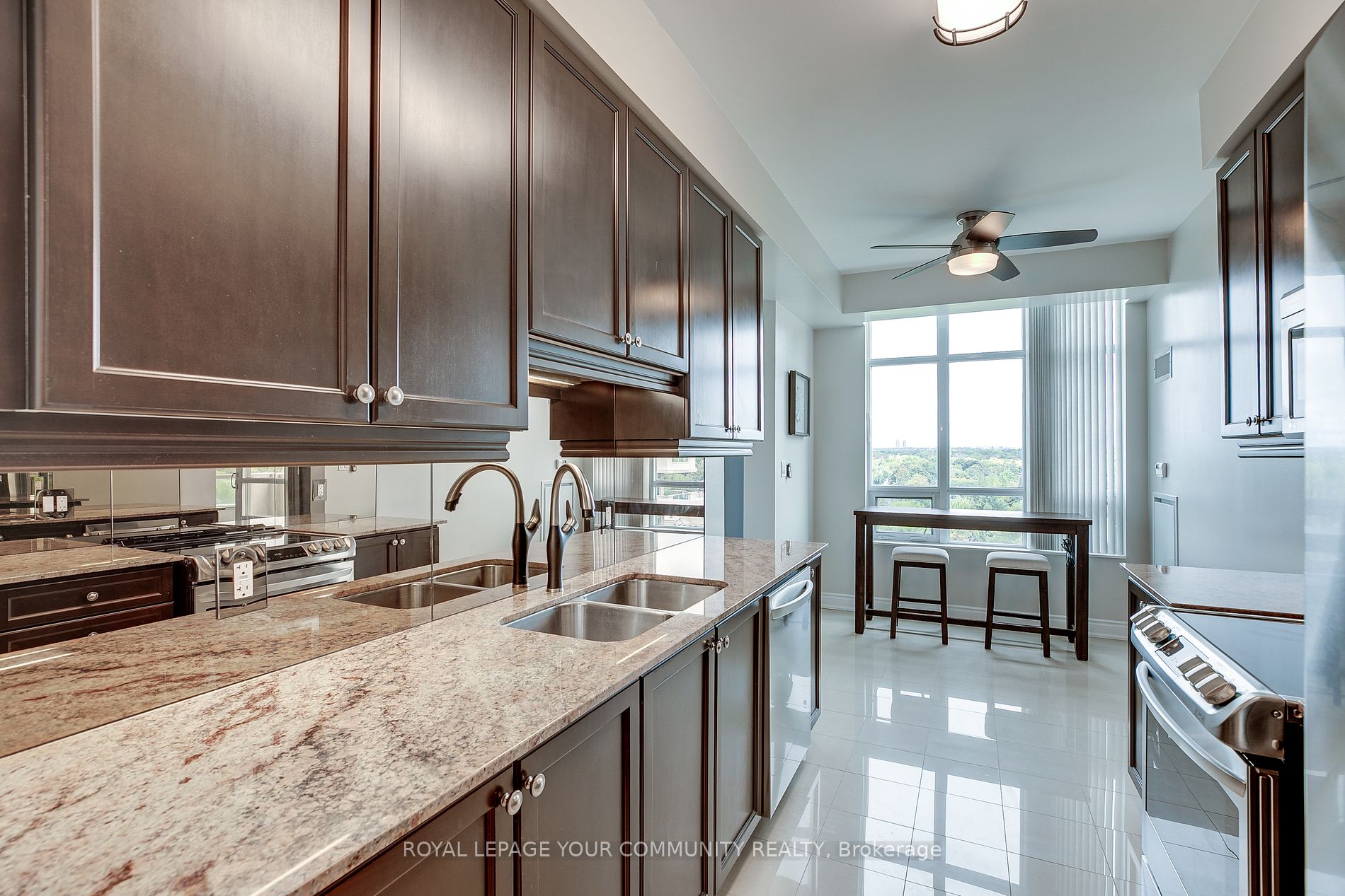 10 Bloorview Pl, #1012